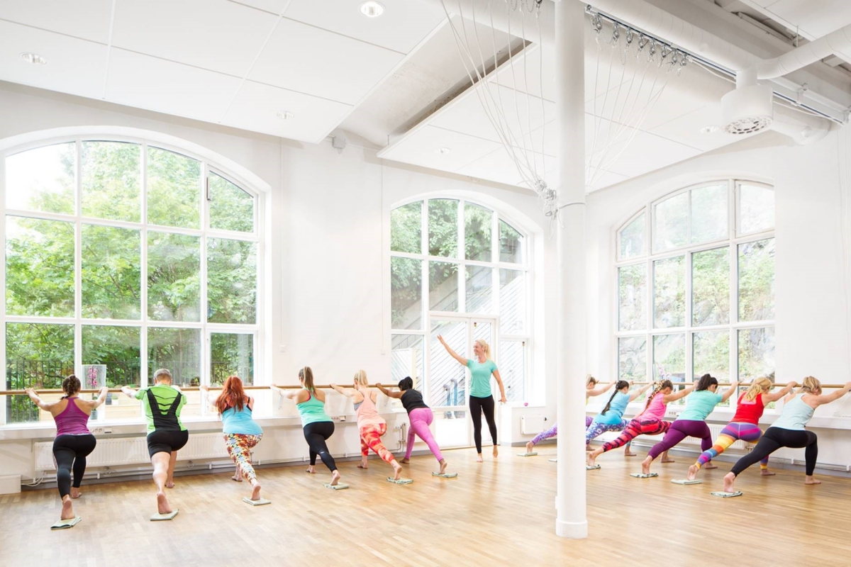 Barre lunges pilates complete